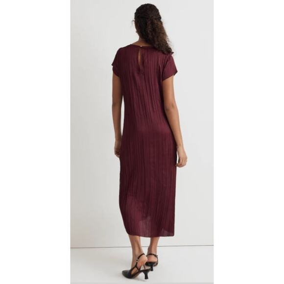 Madewell Short Sleeve Slip Midi Dress in Plisse - Mulberry Wine - Small - Picture 2 of 7